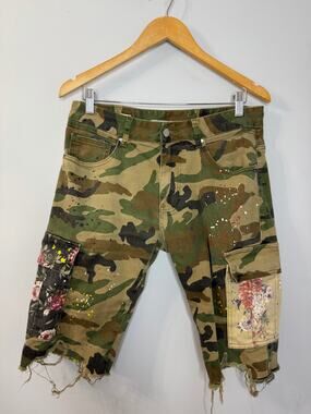 First Row Camo Shorts Mens 32 Green Distressed Paint Splatter Floral Streetwear